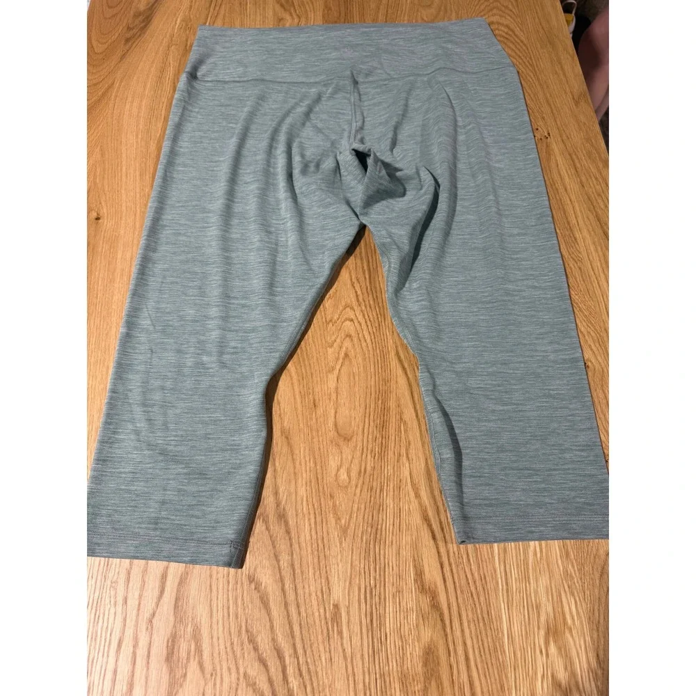Lululemon Athletica Align High-Rise Crop 21